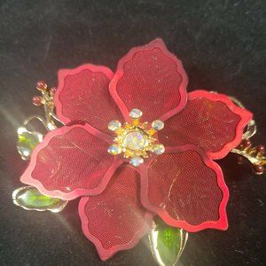 Vintage signed KC Red Mesh Poinsettia Rhinestone Brooch Pin Green & Red Enamel